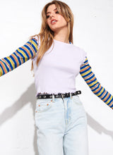 Load image into Gallery viewer, 90`s Frill Tee
