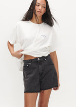 Load image into Gallery viewer, Classic Denim Shorts

