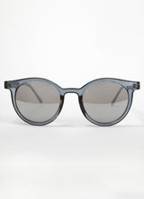 Load image into Gallery viewer, Black Coco Sunglasses
