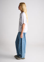 Load image into Gallery viewer, Skylar Barrel Jeans

