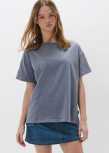 Load image into Gallery viewer, Basic Boyfriend Tee
