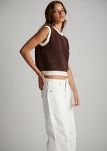 Load image into Gallery viewer, Avignon Vest
