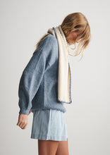 Load image into Gallery viewer, Finley Scarf
