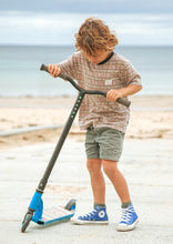 Load image into Gallery viewer, Scooter
