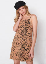 Load image into Gallery viewer, Cuba Dress Cuba Leopard
