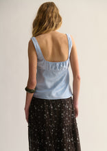 Load image into Gallery viewer, Studio Top
