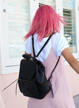 Load image into Gallery viewer, Leather - Backpack
