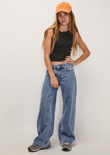 Load image into Gallery viewer, Baggy Low Rise Jeans
