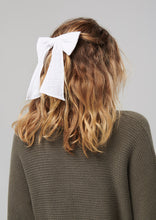 Load image into Gallery viewer, Bow Clip
