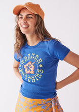 Load image into Gallery viewer, Quinn Tee
