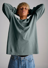 Load image into Gallery viewer, Basic Surf Long Sleeve

