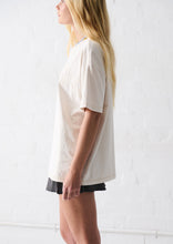 Load image into Gallery viewer, Scar Tee
