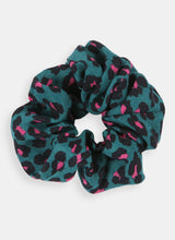 Load image into Gallery viewer, Leopard Scrunchie Pack

