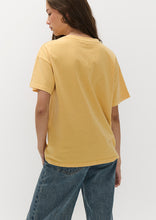 Load image into Gallery viewer, Boyfriend Tee
