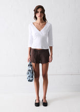 Load image into Gallery viewer, Point Longsleeve
