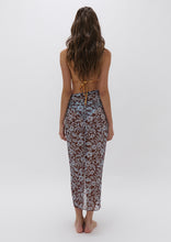 Load image into Gallery viewer, Beach Sarong
