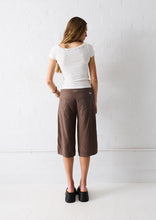Load image into Gallery viewer, Ruby Capri Pants
