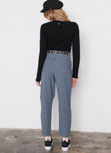 Load image into Gallery viewer, Plush Frill Skivvy
