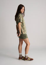 Load image into Gallery viewer, Boyfriend Tee
