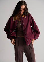 Load image into Gallery viewer, Stoop Jacket

