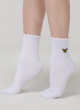 Load image into Gallery viewer, Frill Socks
