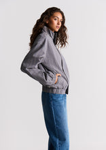 Load image into Gallery viewer, Taylor Jacket
