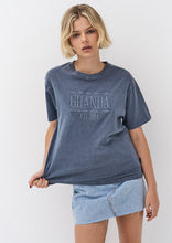 Load image into Gallery viewer, Billie Tee
