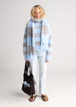Load image into Gallery viewer, Wren Knit

