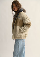 Load image into Gallery viewer, Womens
