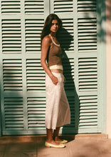 Load image into Gallery viewer, Rumi Capri Pants
