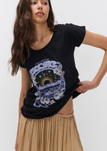 Load image into Gallery viewer, Best Friend Tee
