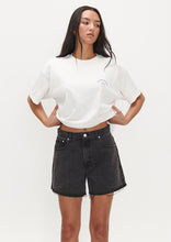 Load image into Gallery viewer, Classic Denim Shorts
