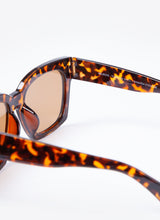 Load image into Gallery viewer, Melrose Sunglasses
