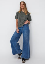 Load image into Gallery viewer, Billie Tee
