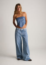 Load image into Gallery viewer, Baggy Low Rise Jeans
