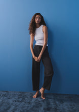 Load image into Gallery viewer, Charlize Jeans
