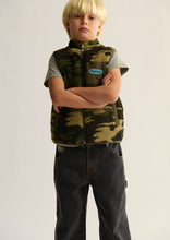 Load image into Gallery viewer, Reversible Sherpa Vest
