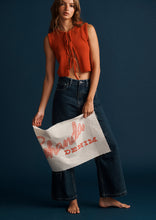 Load image into Gallery viewer, Cameron Jeans
