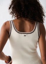 Load image into Gallery viewer, Kala Scoop Neck Singlet
