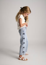 Load image into Gallery viewer, Bow Jeans
