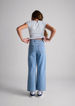 Load image into Gallery viewer, Cameron Jeans
