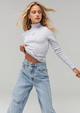 Load image into Gallery viewer, Classic Ribbed Skivvy

