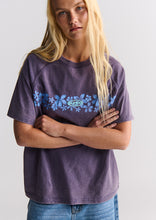 Load image into Gallery viewer, Sideline Tee
