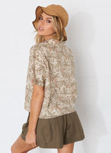 Load image into Gallery viewer, Nature Shirt
