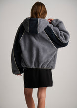 Load image into Gallery viewer, Reversible Falls Jacket
