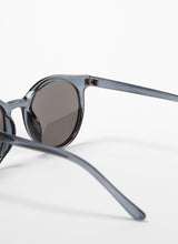 Load image into Gallery viewer, Black Coco Sunglasses
