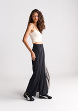Load image into Gallery viewer, Weekend Pants
