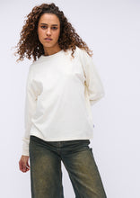 Load image into Gallery viewer, Basic Throwback Long Sleeve
