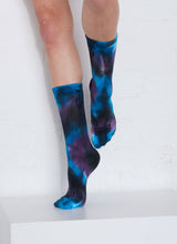 Load image into Gallery viewer, Unisex Tie Dye Socks
