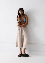 Load image into Gallery viewer, Cropped Noosa Pants
